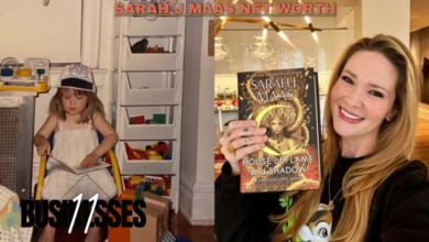 sarah j maas net worth